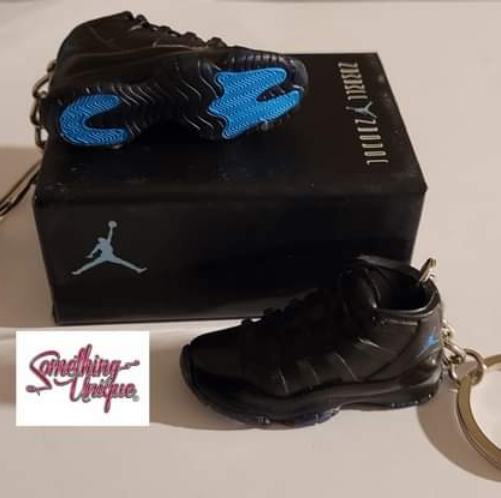 Mini Shoe Keychain
